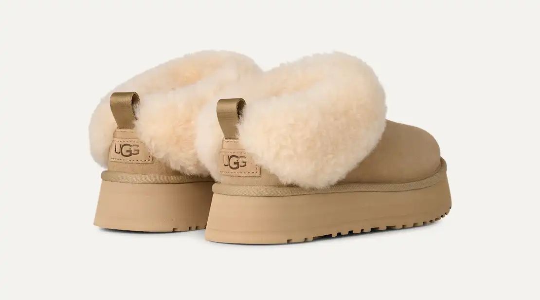 1UGG