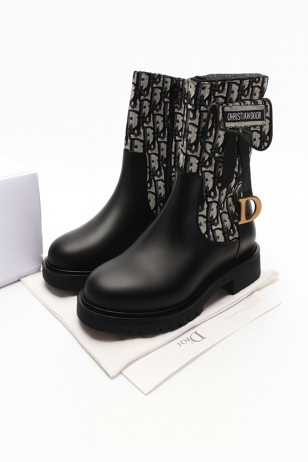 Christian Dior 